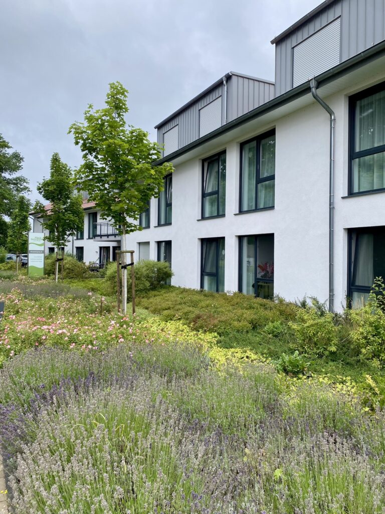 Haus außen2-min